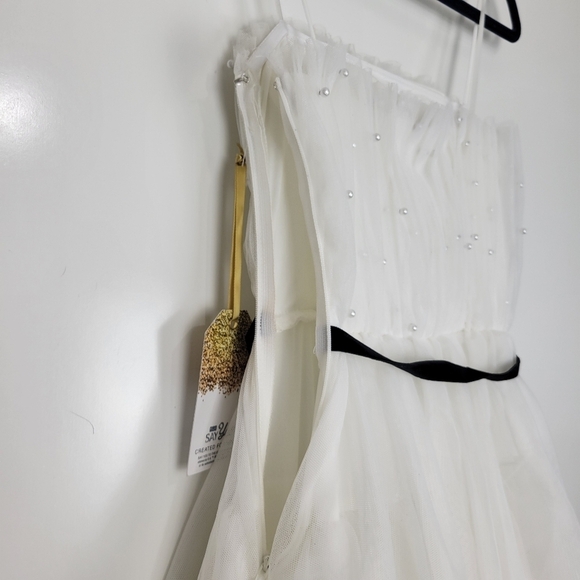 NWT TLC Say Yes Juniors Tulle & Faux Pearl Tiered Ball Gown Size 0 - Picture 8 of 15